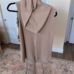 Michaels Sleeveless Hooded Rib-Knit Vest - Tan